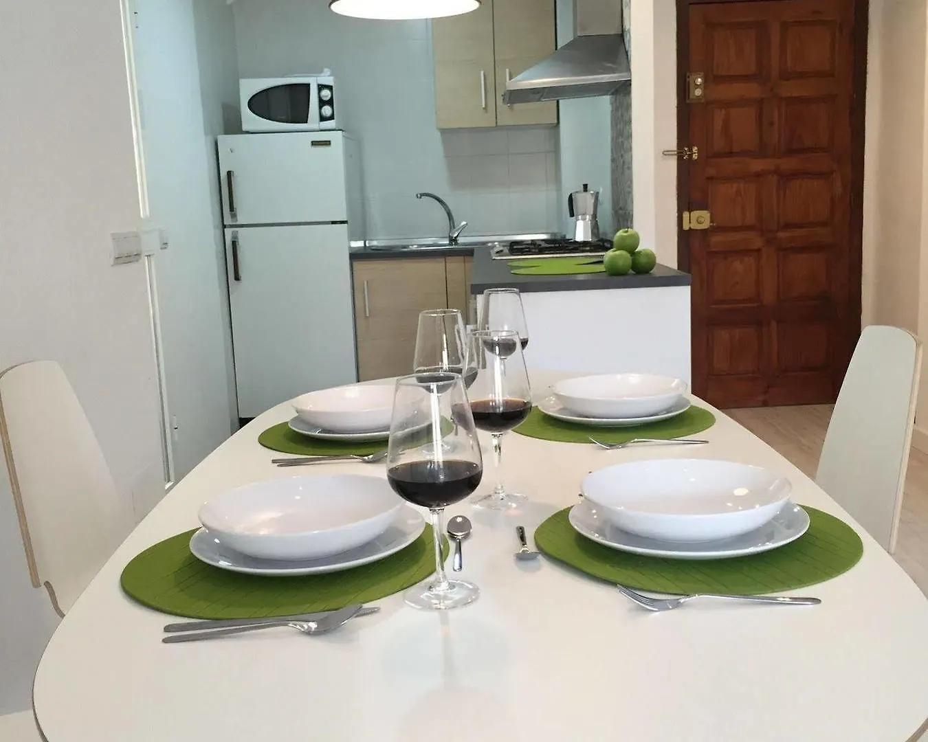 Apartment Suncity Alonso De Palencia Apartamentos Malaga Spain