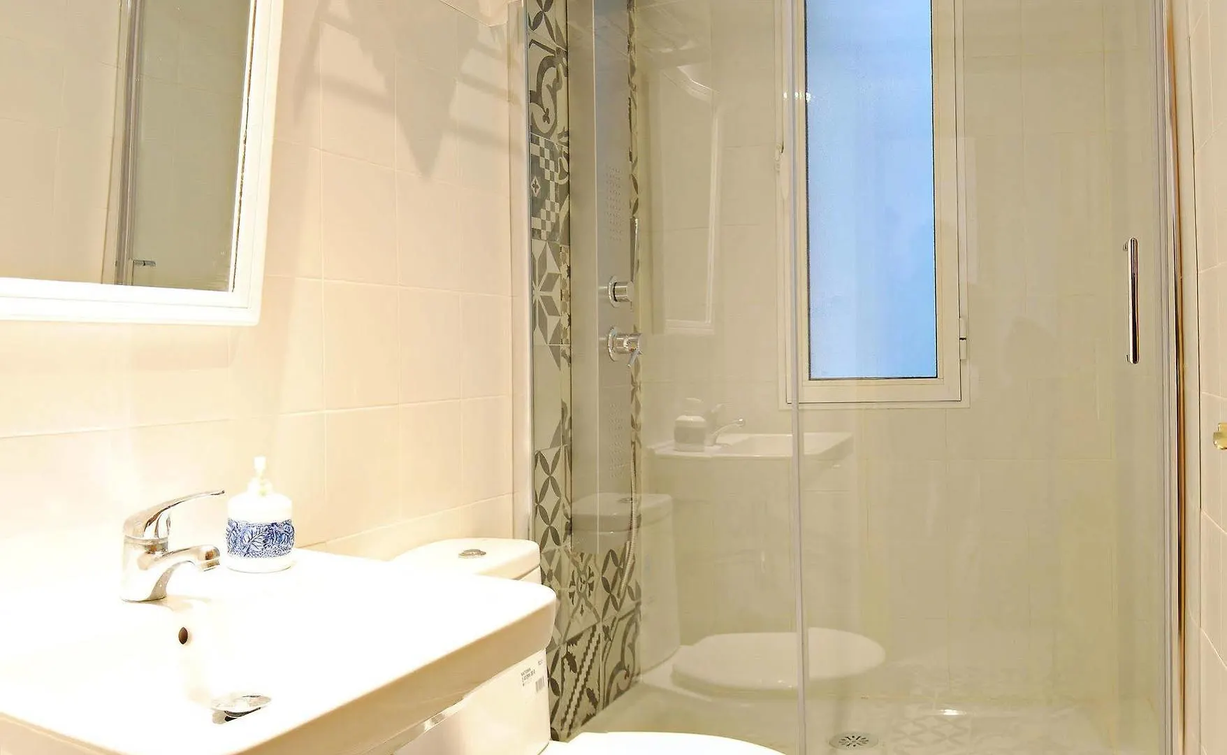 Suncity Alonso De Palencia Apartamentos Malaga 0*,